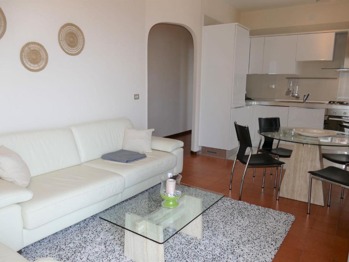 Apartment Belle Vue By Interhome Санто Стефано ал Маре Екстериор снимка